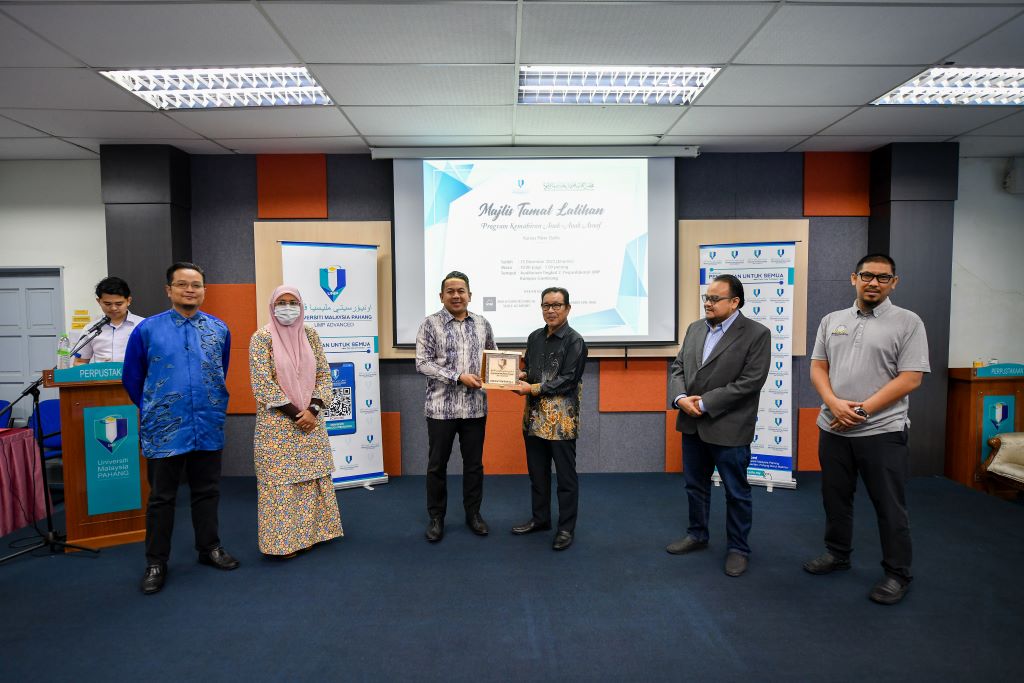 10 participants completed Fibre Optic Course training successfully